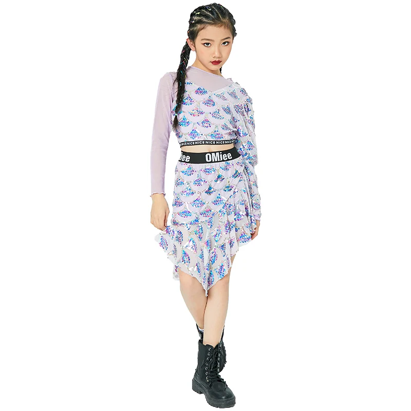 2021 Jazz Dance Costume Girls Sequin Long Sleeve Tops Skirt Hip Hop Performance Clothes Set Catwalk Cheerleading Dance Wear
2021 Jazz Dance Costume Girls Sequin Long Sleeve Tops Skirt Hip Hop Performance Clothes Set Catwalk Cheerleading Dance Wear