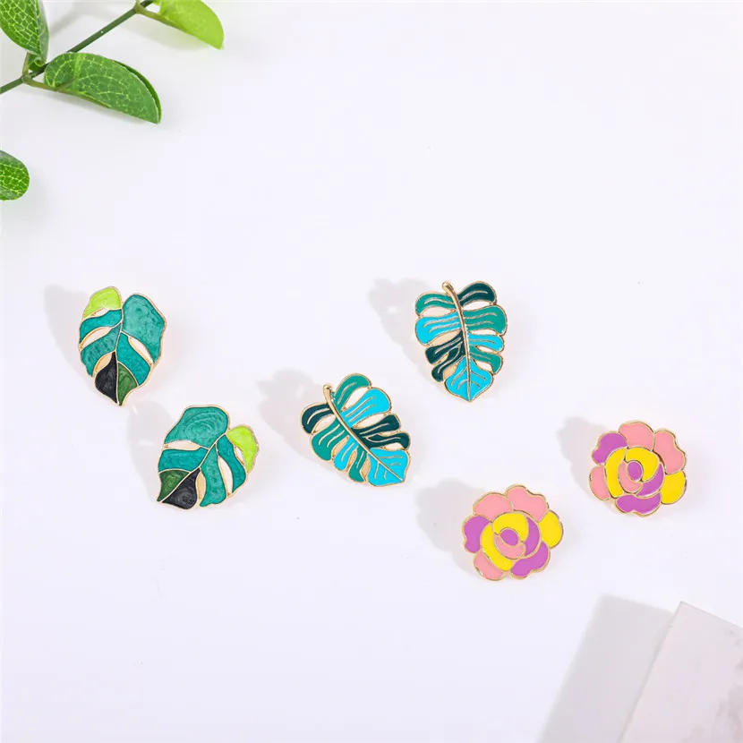 Stud Earrings Enamel Leaf Earring For Women Unusual Piercing Vintage Metal Flower Earing Stranger Things New Year Gifts Fashion
Stud Earrings Enamel Leaf Earring For Women Unusual Piercing Vintage Metal Flower Earing Stranger Things New Year Gifts Fashion