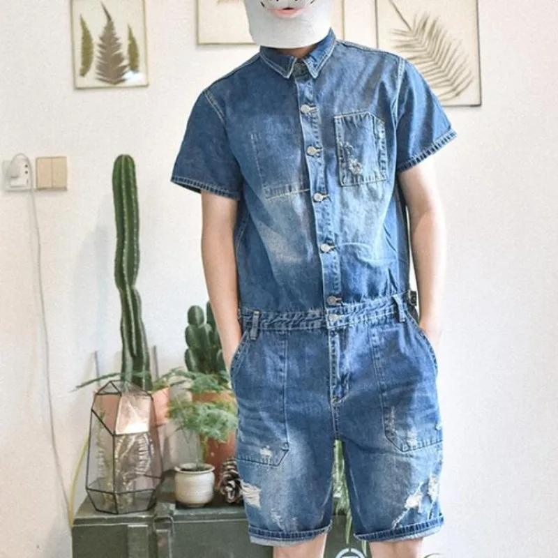 Summer Short Sleeved One Piece Men Jeans Jumpsuits Single Breasted Denim Overalls Boys Knee Length Shorts Ripped Washed Trousers
Summer Short Sleeved One Piece Men Jeans Jumpsuits Single Breasted Denim Overalls Boys Knee Length Shorts Ripped Washed Trousers