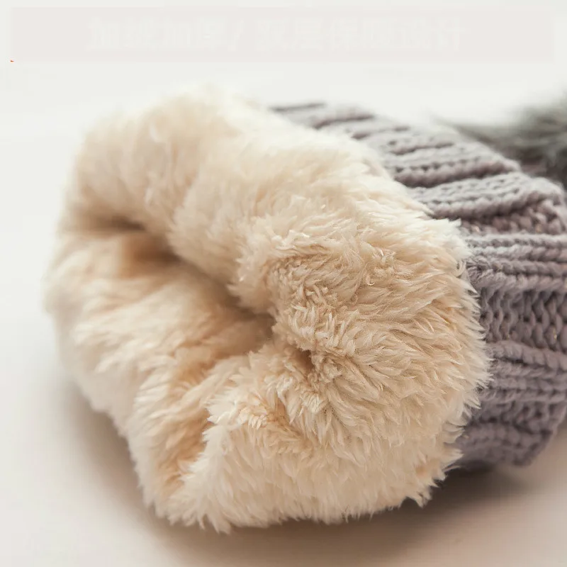 Warm winter skullies beanies knitted Hat Women Brand High Quality Winter Women Ball Ski wool Fur Hat PomPoms Hats knitted scarf
Warm winter skullies beanies knitted Hat Women Brand High Quality Winter Women Ball Ski wool Fur Hat PomPoms Hats knitted scarf