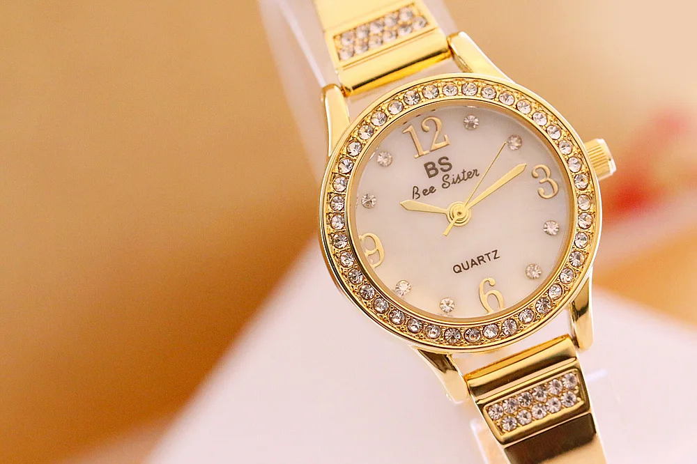 Lady Fashion Watch Women Quartz Watch bracelet Women's Wrist watches Female Dress Diamond Clock xfcs relogio feminino
Lady Fashion Watch Women Quartz Watch bracelet Women's Wrist watches Female Dress Diamond Clock xfcs relogio feminino