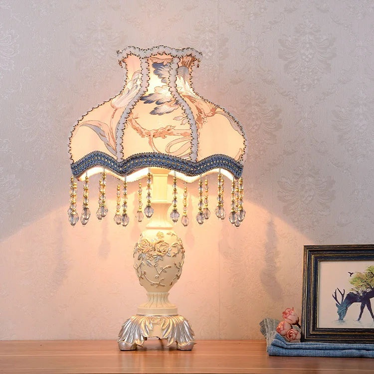Petal European Style Princess Table Lamp Desktop Decorative Lamp with Crystal Pendant for Living Room Bedroom Bedside Lamp
Petal European Style Princess Table Lamp Desktop Decorative Lamp with Crystal Pendant for Living Room Bedroom Bedside Lamp