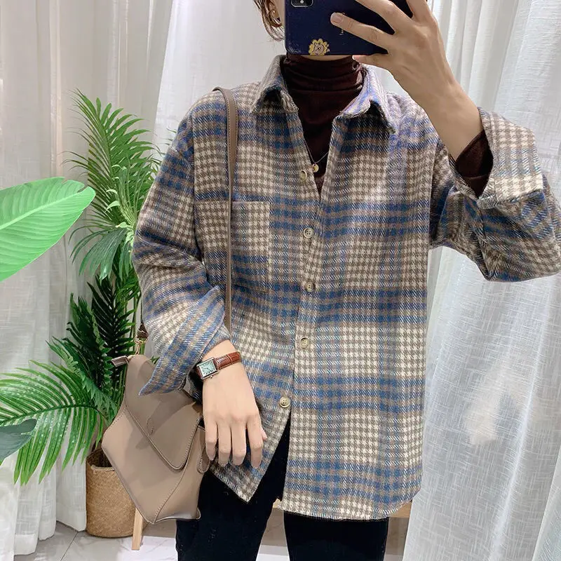 Women Spring And Autumn Thick Woolen Shirts Ladies Plaid Soft Shirt Party Female Vintage Tops
Women Spring And Autumn Thick Woolen Shirts Ladies Plaid Soft Shirt Party Female Vintage Tops
