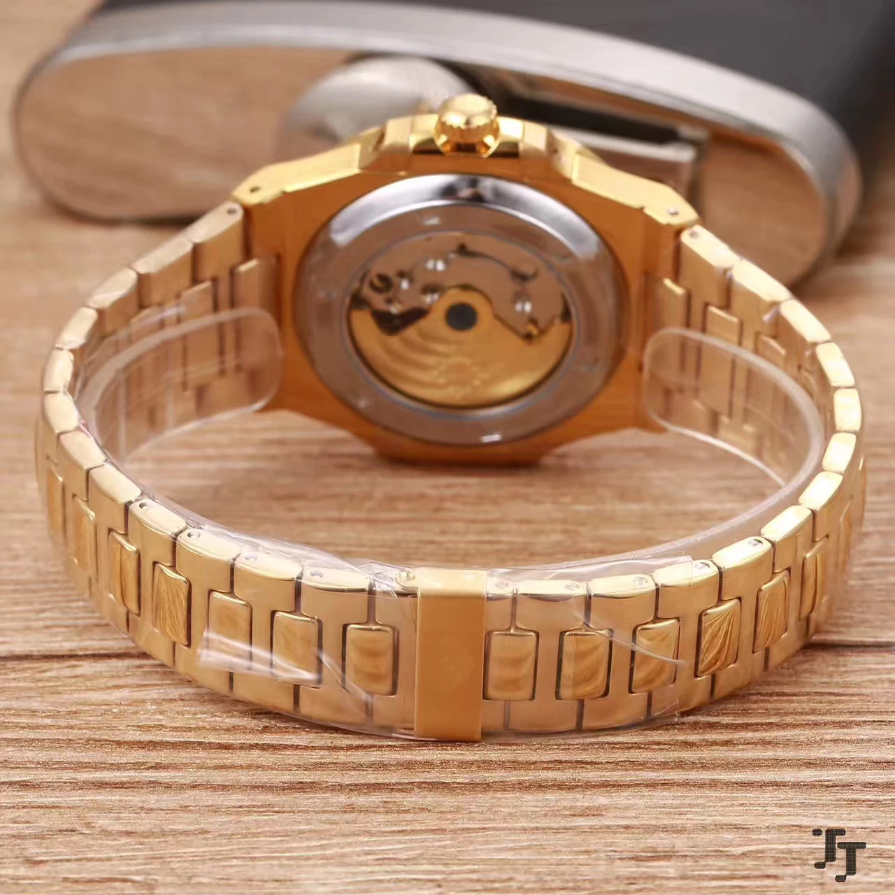 Classic New Automatic Mechanical Men Watch Yellow Gold Stainless Steel Transparent Sapphire Glass Grey Blue Black Watches
Classic New Automatic Mechanical Men Watch Yellow Gold Stainless Steel Transparent Sapphire Glass Grey Blue Black Watches