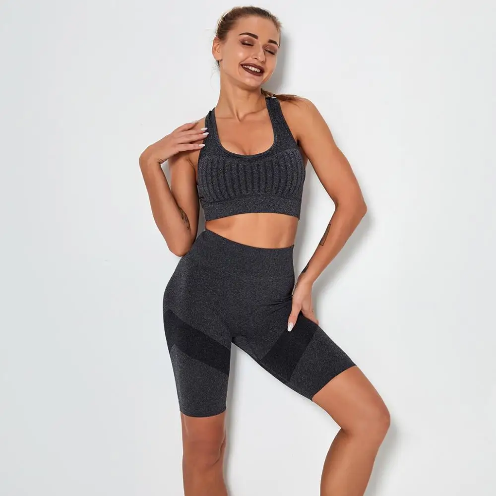 Fitness Woman Set Gym Clothes New Arrival 2020 Crop Top Bra Shorts 2 Pieces Set Workout Gym Running Clothes Fashion Underwear
Fitness Woman Set Gym Clothes New Arrival 2020 Crop Top Bra Shorts 2 Pieces Set Workout Gym Running Clothes Fashion Underwear