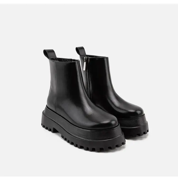 2021 New Women Real Leather Ankle Boots Shoes Round Toe Slip on Thick Bottom Elastic Cool Short Boots Footwear Botas De Mujer
2021 New Women Real Leather Ankle Boots Shoes Round Toe Slip on Thick Bottom Elastic Cool Short Boots Footwear Botas De Mujer