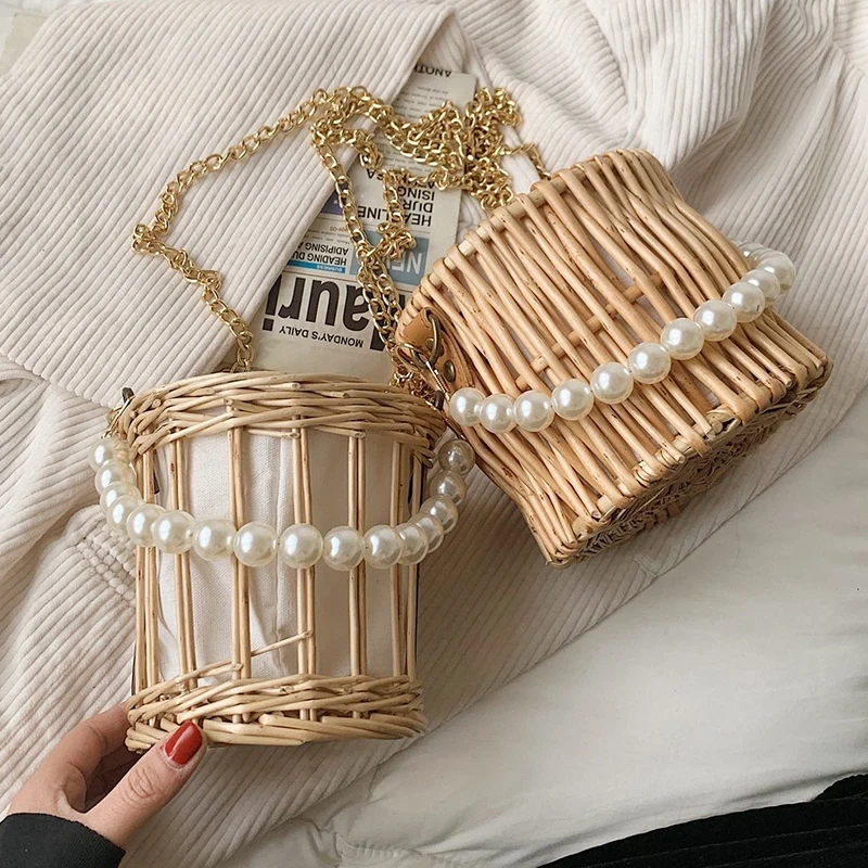 Beading Women Straw Beach Bag Summer Mini Rattan Woven Handmade Handbag Pearl Bucket Crossbody Bag String Holiday Bohemia Bag
Beading Women Straw Beach Bag Summer Mini Rattan Woven Handmade Handbag Pearl Bucket Crossbody Bag String Holiday Bohemia Bag