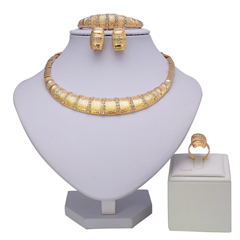 ZuoDi 2020 Dubai gold new design Jewelry Sets Nigerian women wedding jewelry set Wholesale statement women Costumed jewelry set
ZuoDi 2020 Dubai gold new design Jewelry Sets Nigerian women wedding jewelry set Wholesale statement women Costumed jewelry set