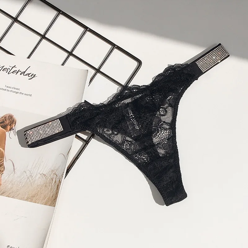 Sexy Women Underwear Rhinestone Letter Thongs Lace Transparent T Back for Female Low Rise Soft Ladies Panties Black Lingerie
Sexy Women Underwear Rhinestone Letter Thongs Lace Transparent T Back for Female Low Rise Soft Ladies Panties Black Lingerie