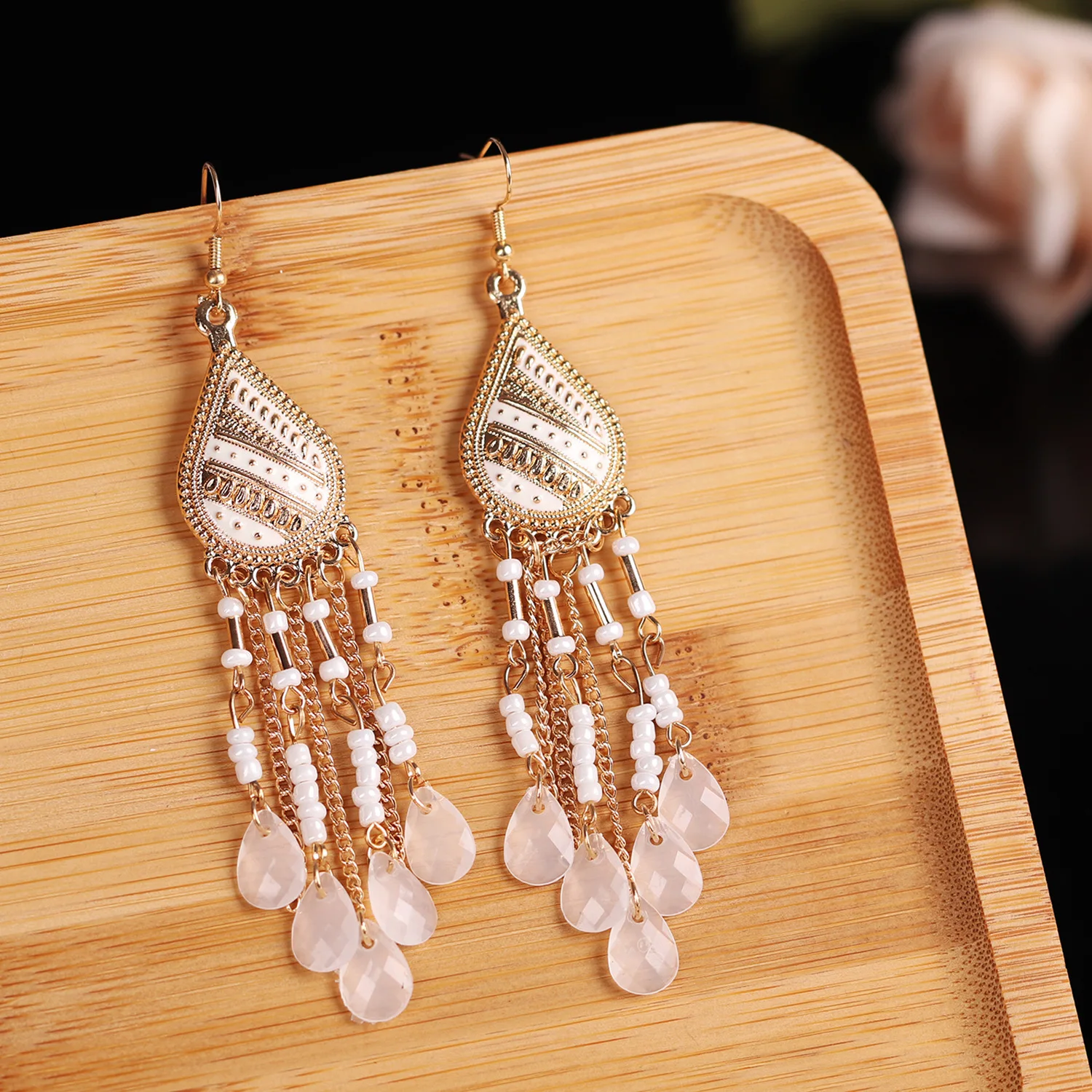 Retro Ethnic Drop Earrings Tassel Women's Bohemian Earrings Earrings for Women Chinese Fashion
Retro Ethnic Drop Earrings Tassel Women's Bohemian Earrings Earrings for Women Chinese Fashion