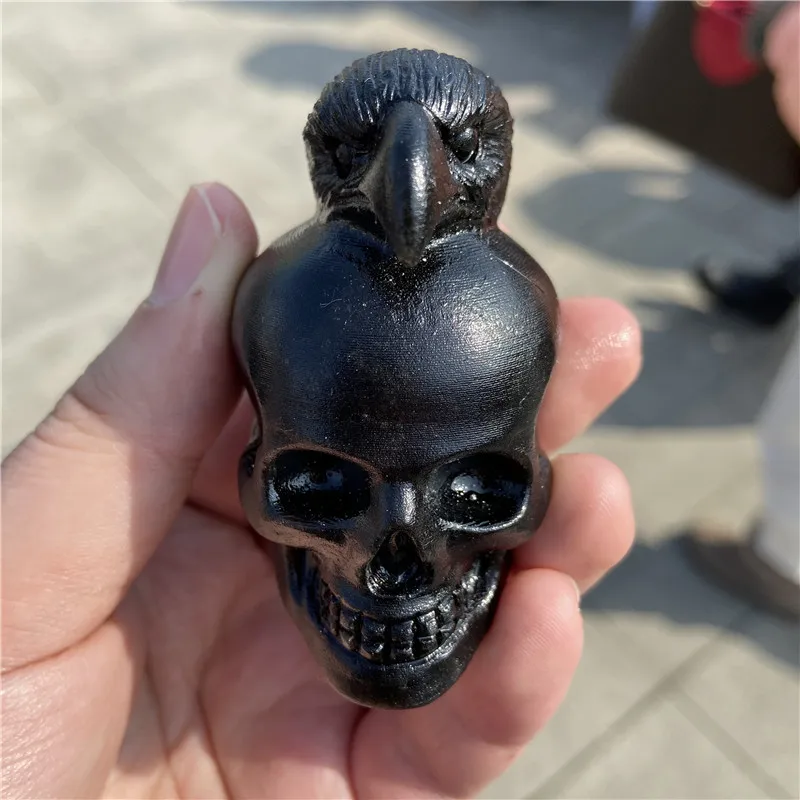 Natural Obsidian Eagle Skull Figurine Crystal Carved Statue Home Ornament art collectible Gift 1pcs 
Natural Obsidian Eagle Skull Figurine Crystal Carved Statue Home Ornament art collectible Gift 1pcs