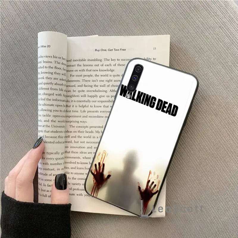 The walking dead Phone Case For Samsung A20 A30 30s A40 A7 2018 J2 J7 prime J4 Plus S5 Note 9 10 Plus
The walking dead Phone Case For Samsung A20 A30 30s A40 A7 2018 J2 J7 prime J4 Plus S5 Note 9 10 Plus