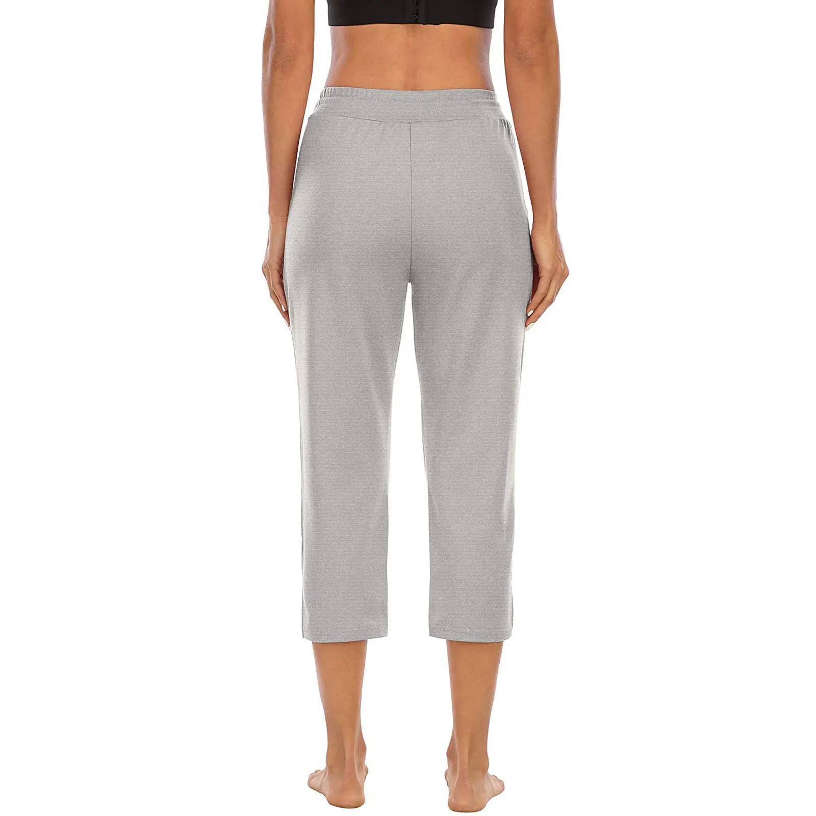 Women Close-fitting Capri Pants Solid Color Elastic Waist Yoga Running Cropped Trousers Black/ Light Grey/ Navy
Women Close-fitting Capri Pants Solid Color Elastic Waist Yoga Running Cropped Trousers Black/ Light Grey/ Navy