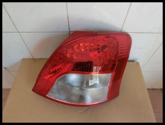 eOsuns LED warning light + brake light + turn signal rear bumper light reflector for Toyota YARIS 2008-2012
eOsuns LED warning light + brake light + turn signal rear bumper light reflector for Toyota YARIS 2008-2012