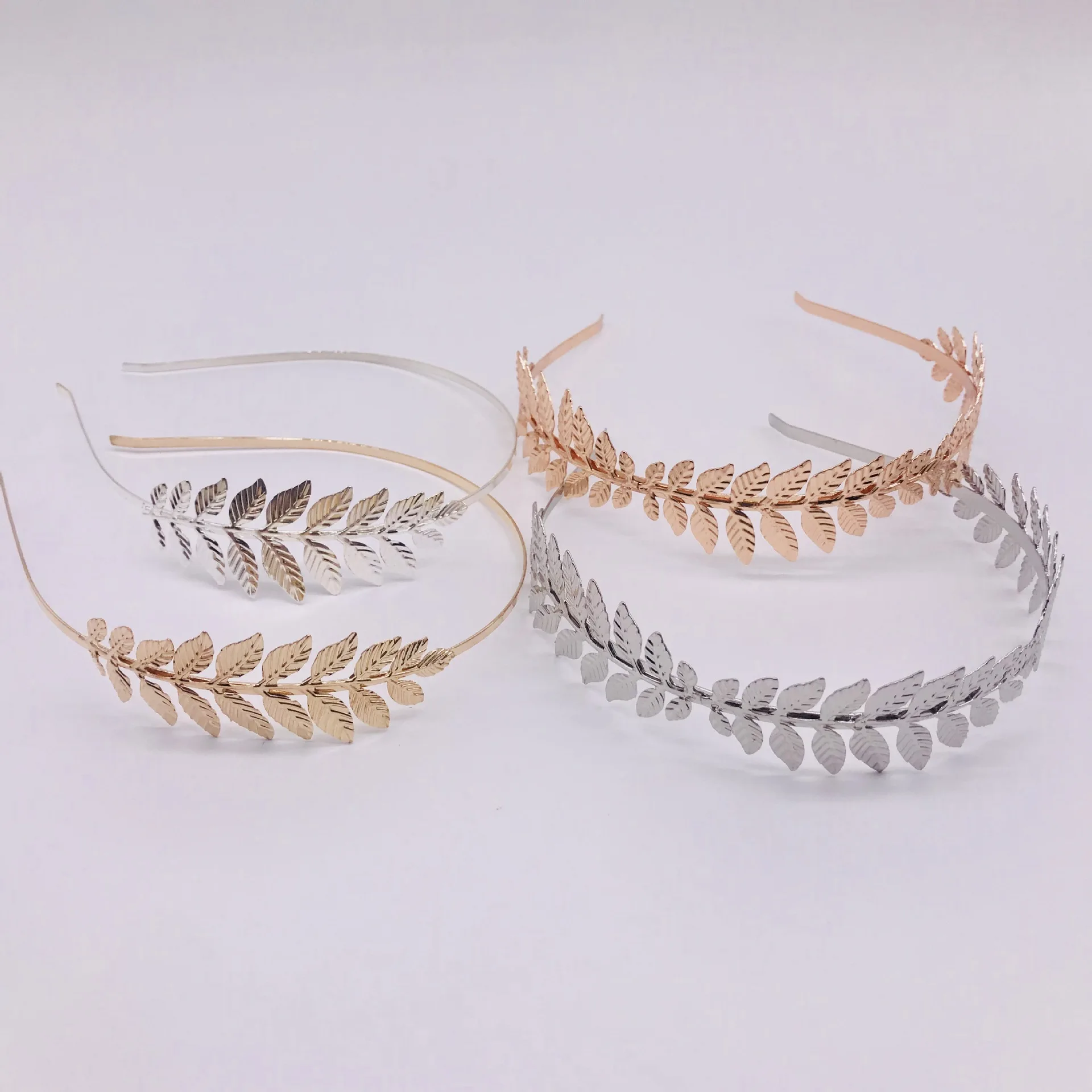 

New Fashion Bride Beautiful Simple Generous Metal Leaves Leaf Crown Hair Band Headband Women Girls Hair Accessories Headdress