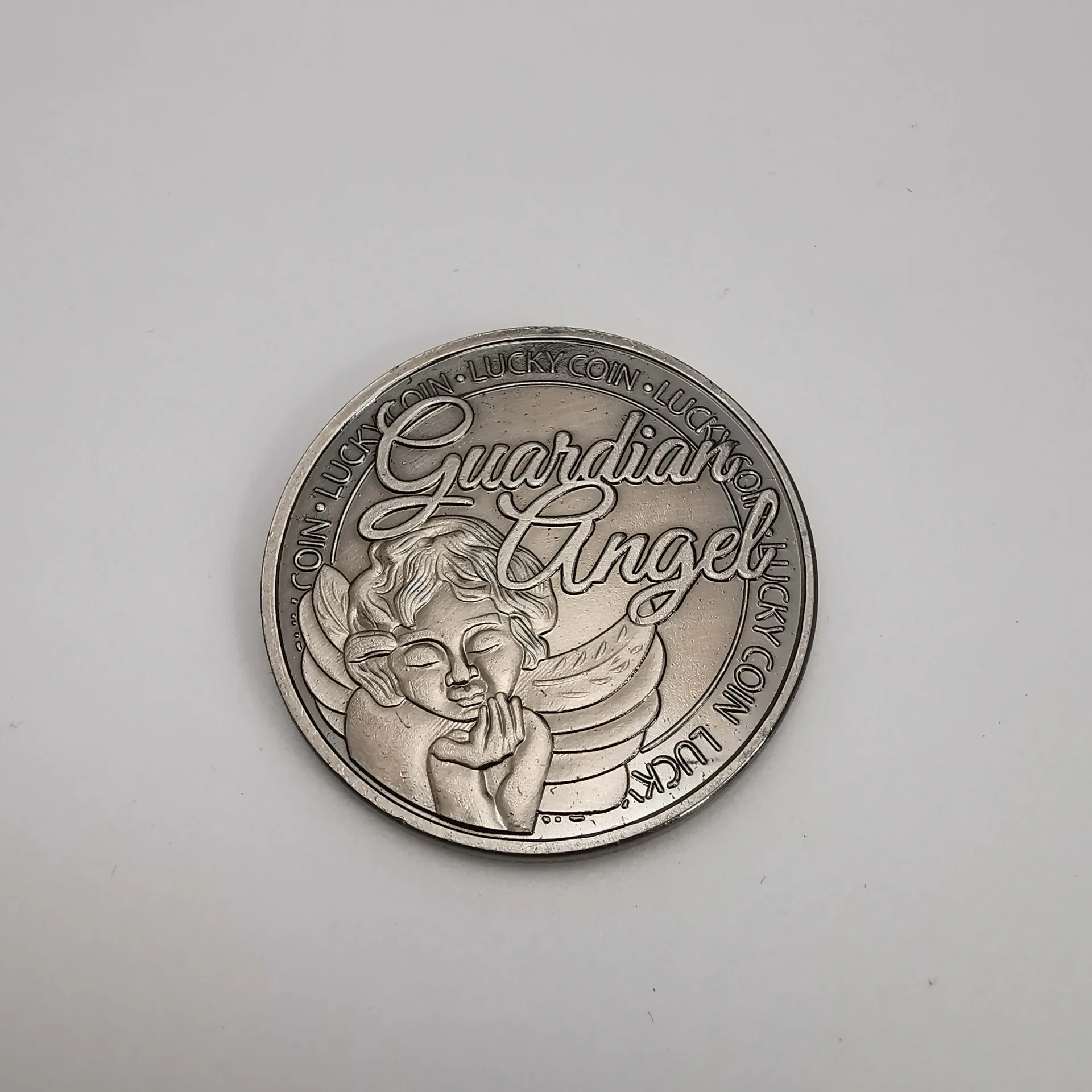 Russian Guardian Angel Medal Lucky Coin Foreign Coin Four Leaf Clover Lucky Love Wish Retro Commemorative Silver Coin
Russian Guardian Angel Medal Lucky Coin Foreign Coin Four Leaf Clover Lucky Love Wish Retro Commemorative Silver Coin