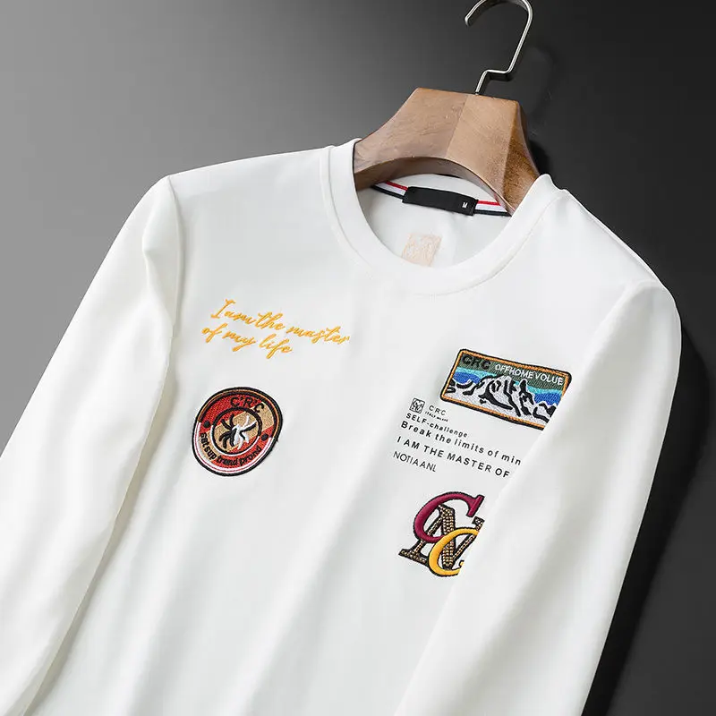 2021 New Sweater Mercerized Cotton Round Neck Long Sleeve Slim Trend Handsome Personality Embroidered Flower Men's Clothing
2021 New Sweater Mercerized Cotton Round Neck Long Sleeve Slim Trend Handsome Personality Embroidered Flower Men's Clothing