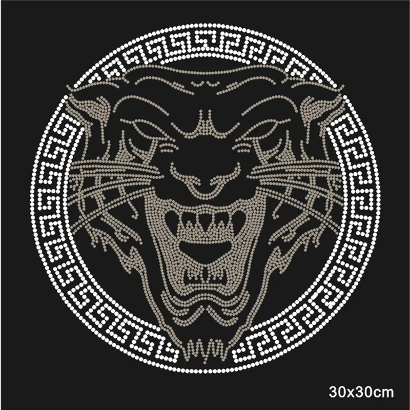 2pc/lot Big tiger applique hot fix motif iron on crystal transfers design hot fix rhinestone designs iron on transfer patches
2pc/lot Big tiger applique hot fix motif iron on crystal transfers design hot fix rhinestone designs iron on transfer patches