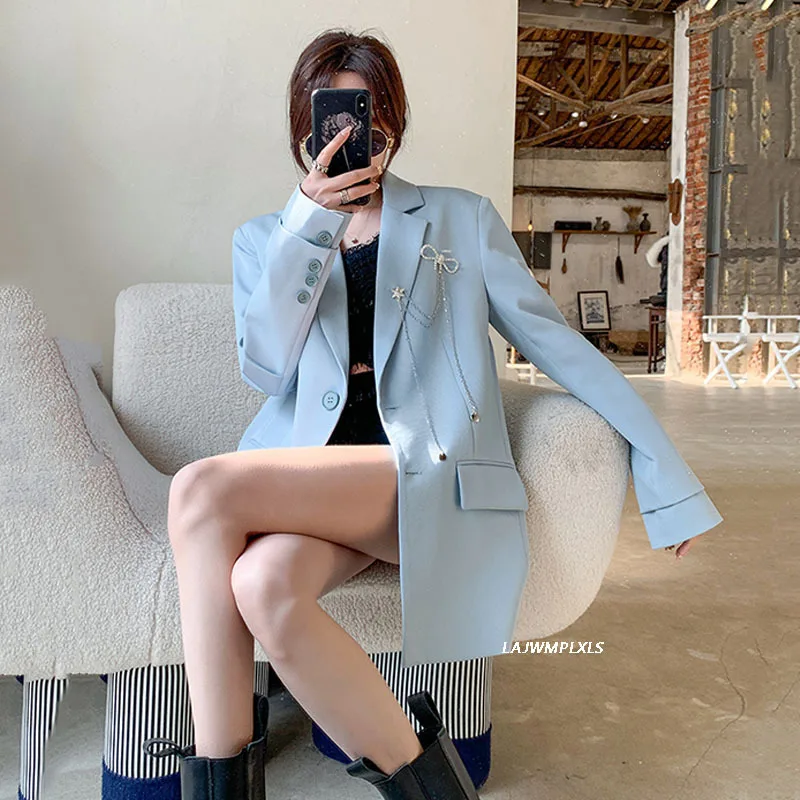 Женский синий Блейзер на пуговицах с украшением в виде банта и бриллиантов, большой размер, новая свободная куртка с отворотом и длинным рук...
Женский синий Блейзер на пуговицах с украшением в виде банта и бриллиантов, большой размер, новая свободная куртка с отворотом и длинным рук...