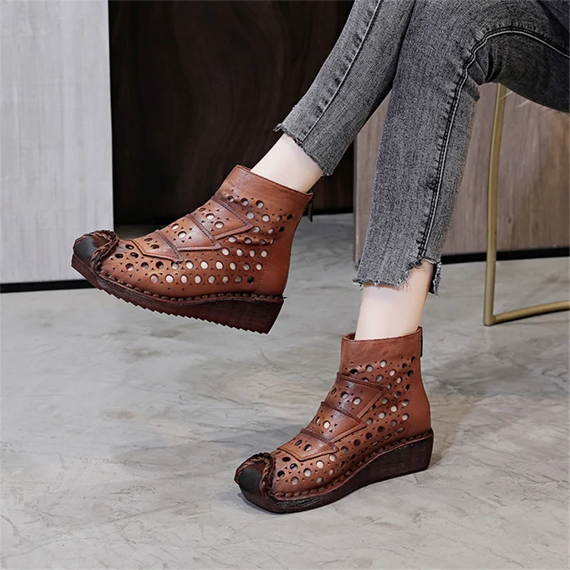 New ethnic style retro women sandals with sloping heels and soft sole boots breathable hollow leather ankle boots
New ethnic style retro women sandals with sloping heels and soft sole boots breathable hollow leather ankle boots