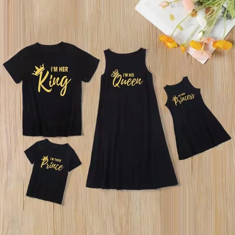 Summer Family Matching Outfits Look Queen Princess Mother Daughter Dresses Mommy and Me Clothes King Prince Father Son T-shirts
Summer Family Matching Outfits Look Queen Princess Mother Daughter Dresses Mommy and Me Clothes King Prince Father Son T-shirts