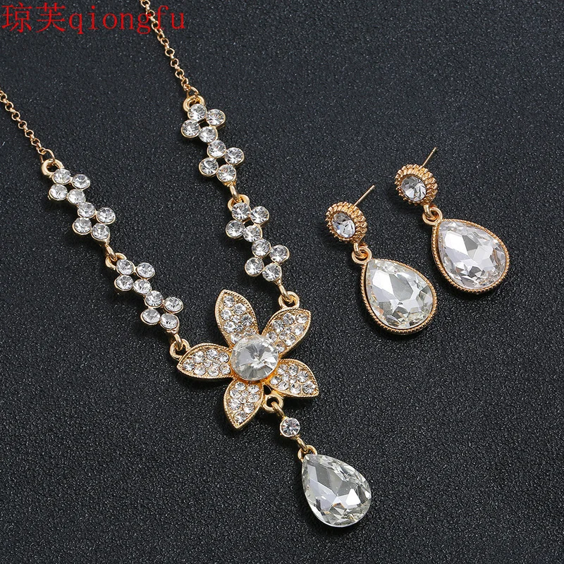 Colorful Crystal Gemstone Necklace Jewelry Set Bridal Necklace Earring Set European and American Wedding Jewelry for women
Colorful Crystal Gemstone Necklace Jewelry Set Bridal Necklace Earring Set European and American Wedding Jewelry for women