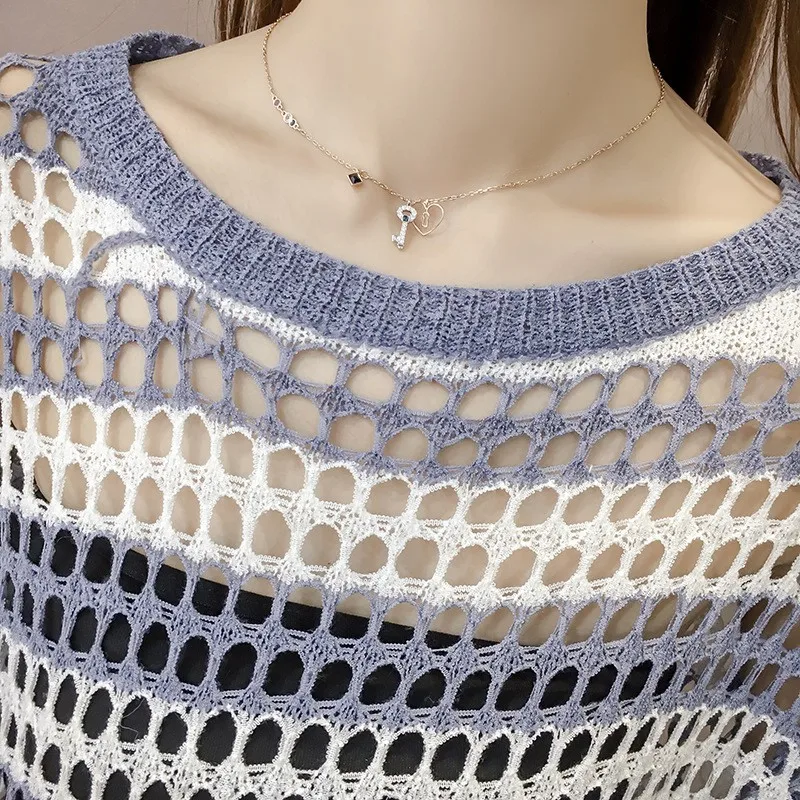 Casual Long-Sleeved Hollow O-Neck Loose Top Color Matching Knit Sweet Casual Tops Women Autumn Blouses
Casual Long-Sleeved Hollow O-Neck Loose Top Color Matching Knit Sweet Casual Tops Women Autumn Blouses