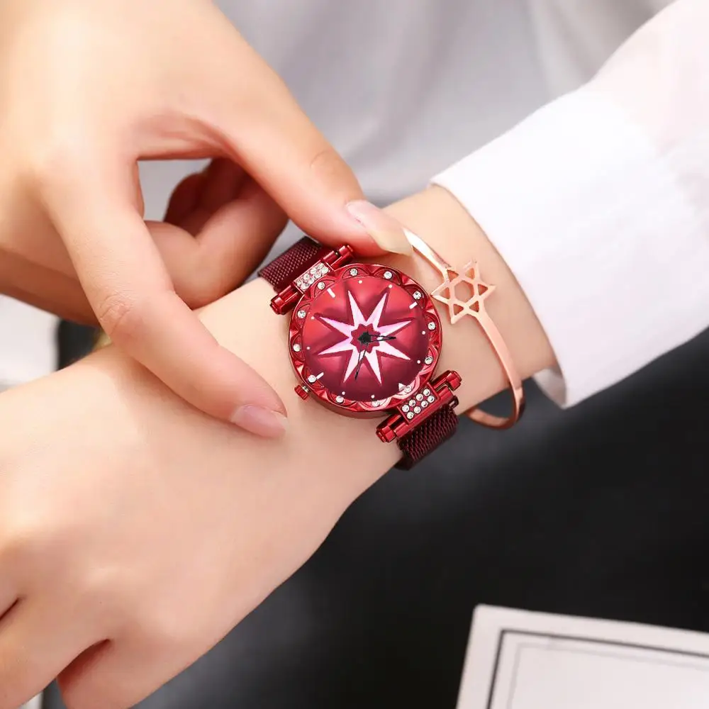 Fashion Delicate Ladies Watch Rhinestone Ladies Watch Luxury Women Watches Magnetic Turntable Ladies Watch Casual Quartz Watch
Fashion Delicate Ladies Watch Rhinestone Ladies Watch Luxury Women Watches Magnetic Turntable Ladies Watch Casual Quartz Watch