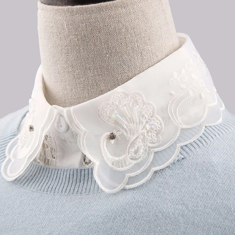 Women Sweater Lapel Fake False Collar White Embroidered Lace Half Shirt Tie Detachable Collars Button Blouse Tops Decor
Women Sweater Lapel Fake False Collar White Embroidered Lace Half Shirt Tie Detachable Collars Button Blouse Tops Decor