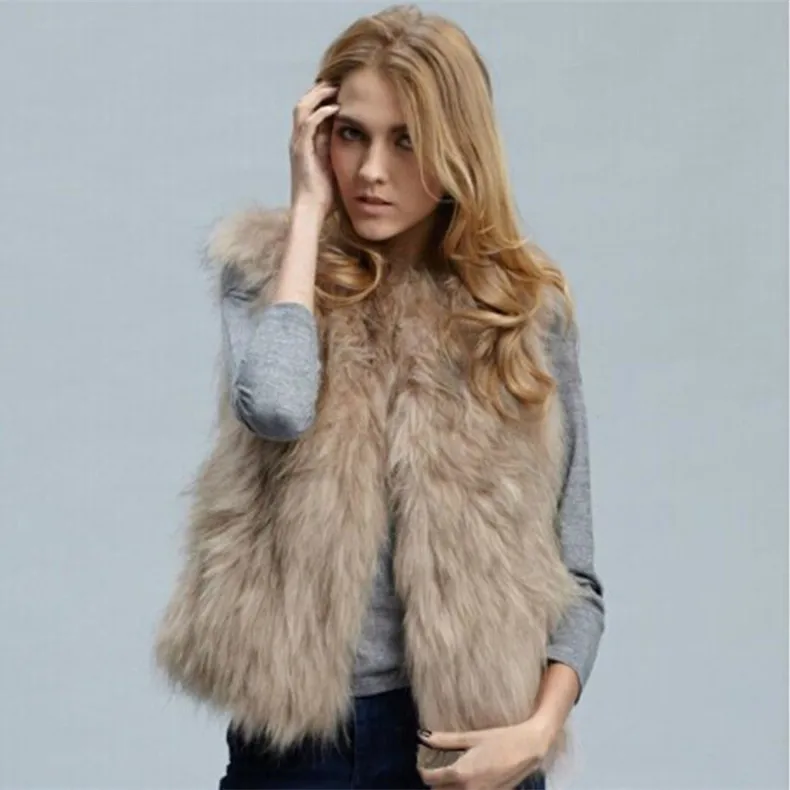 Fur Women's Vest 2021 Autumn Winter New Imitation Fox Hair Short Waistcoat Thickened Coat
Fur Women's Vest 2021 Autumn Winter New Imitation Fox Hair Short Waistcoat Thickened Coat