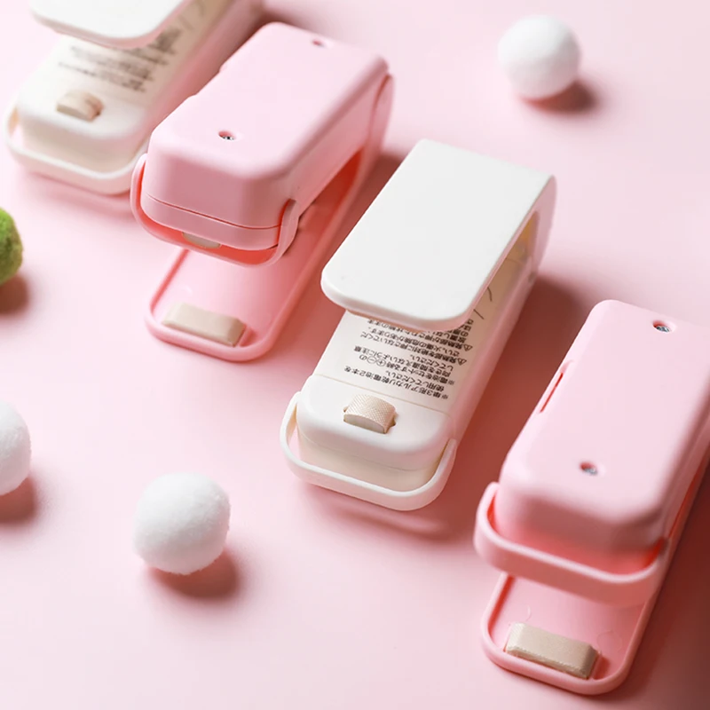Portable Mini Household Sealing Machine Hot Bag Plastic Food Snack Bag Sealing Machine Food Packaging Storage Sealing Machine
Portable Mini Household Sealing Machine Hot Bag Plastic Food Snack Bag Sealing Machine Food Packaging Storage Sealing Machine