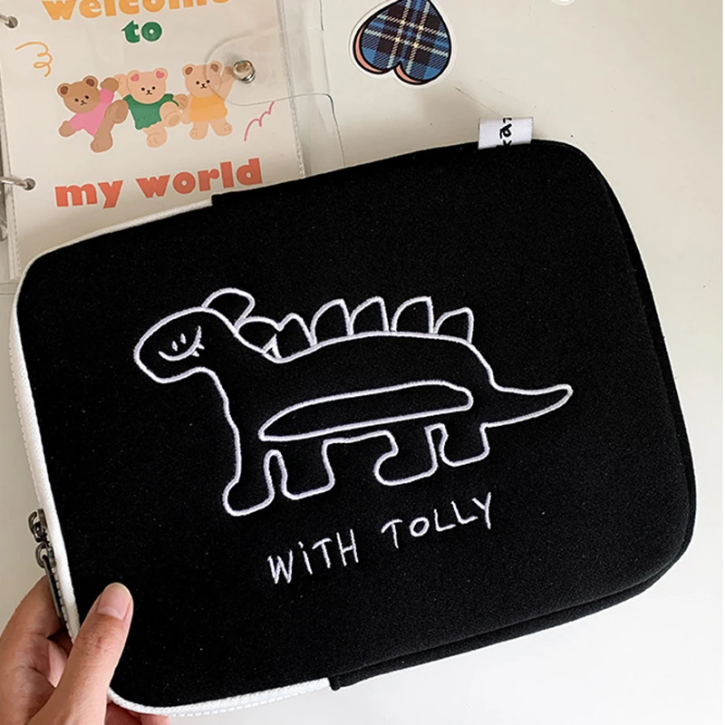 Korean Ins Dinosaur Laptop Bag For Mac IPad Pro 9.7 10.8 11 Inch Cute Girls kawaii 11 13 15inch Ipad Sleeve Bag Pouch WY265
Korean Ins Dinosaur Laptop Bag For Mac IPad Pro 9.7 10.8 11 Inch Cute Girls kawaii 11 13 15inch Ipad Sleeve Bag Pouch WY265