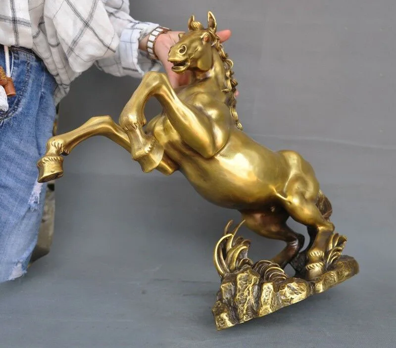 wedding decoration China Feng Shui bronze auspicious lucky success horse Horse Zodiac animal statue
wedding decoration China Feng Shui bronze auspicious lucky success horse Horse Zodiac animal statue