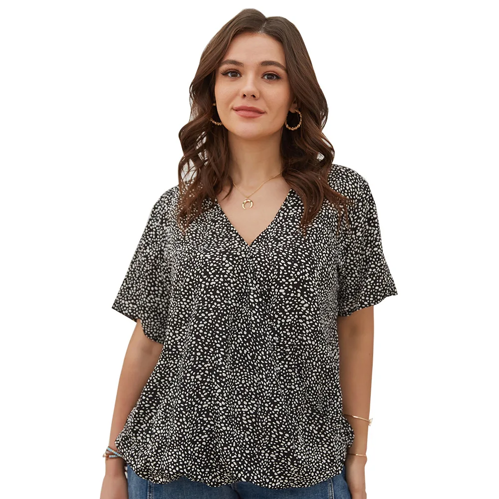 Large women's top summer new 2021 short sleeve sexy temperament shirt floral V-neck loose T-shirt
Large women's top summer new 2021 short sleeve sexy temperament shirt floral V-neck loose T-shirt