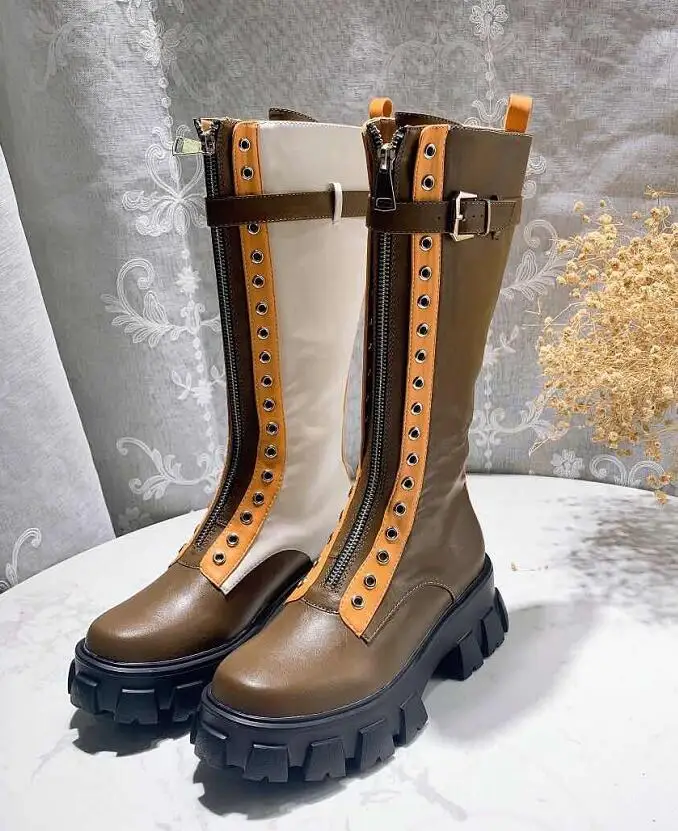 2020 Luxury Fashion women Boots genuine Leather shoes high heels Winter femme Martin Designer shoes botas de mujer
2020 Luxury Fashion women Boots genuine Leather shoes high heels Winter femme Martin Designer shoes botas de mujer