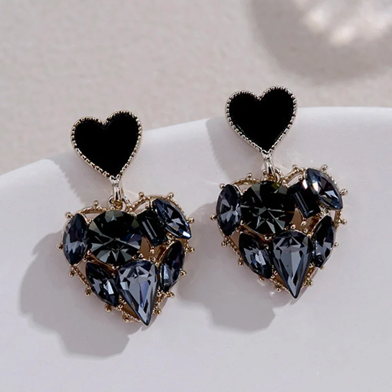 Double Black Love Heart Drop Earrings For Women Rhinestone Painting Oil Luxury Earrings Bridal Wedding Engagement Jewelry
Double Black Love Heart Drop Earrings For Women Rhinestone Painting Oil Luxury Earrings Bridal Wedding Engagement Jewelry