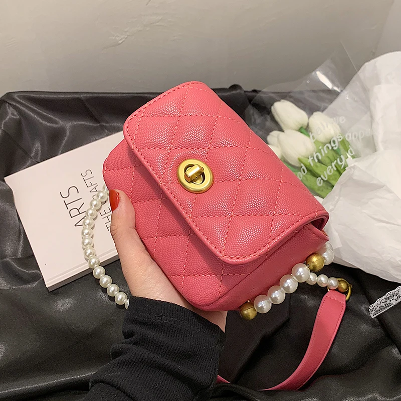 Маленькая сумка через плечо в клетку, Новинка лета 2021, женская дизайнерская сумка высокого качества из искусственной кожи, сумка-мессенджер...
Маленькая сумка через плечо в клетку, Новинка лета 2021, женская дизайнерская сумка высокого качества из искусственной кожи, сумка-мессенджер...