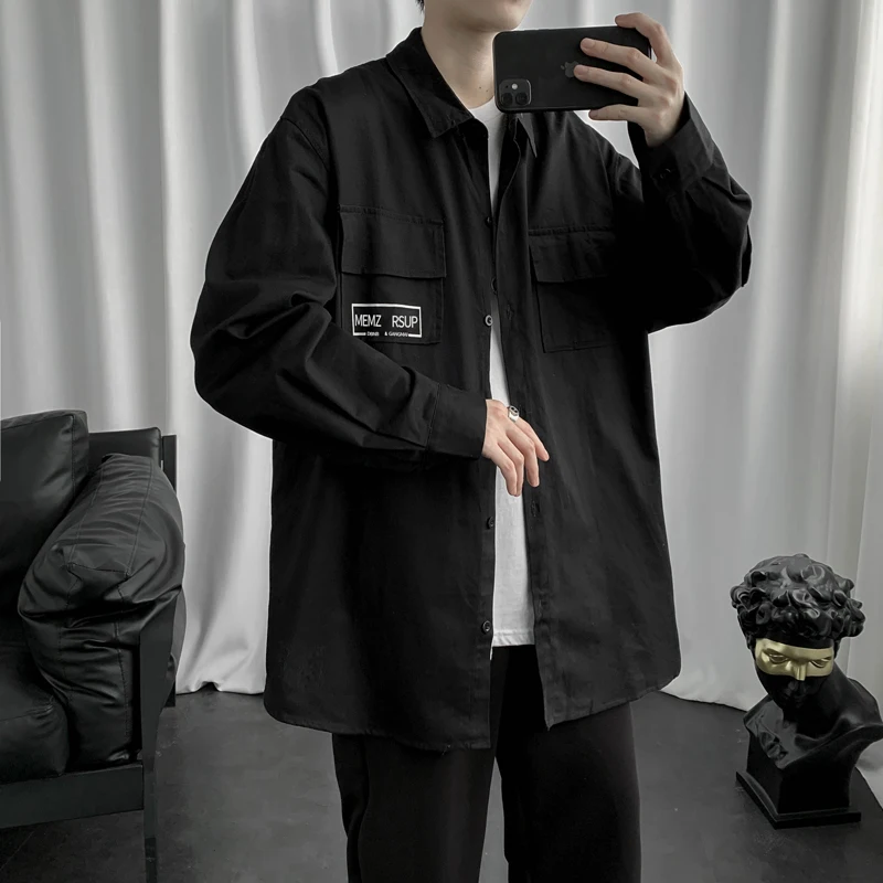 Shirts Men Letter Single Breasted Turn-down Collar Long Sleeve Safari Style Ins Chic All-match Loose Autumn Male Clothing Simple
Shirts Men Letter Single Breasted Turn-down Collar Long Sleeve Safari Style Ins Chic All-match Loose Autumn Male Clothing Simple