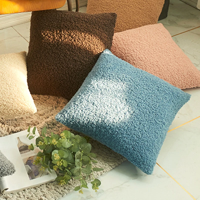 45X45Cm Throw Cover Soft Plush Velvet Pillow Cushion Cover For Sofa Living Room Car Office Solid Cushion Cover Pillowcase Decor 
45X45Cm Throw Cover Soft Plush Velvet Pillow Cushion Cover For Sofa Living Room Car Office Solid Cushion Cover Pillowcase Decor