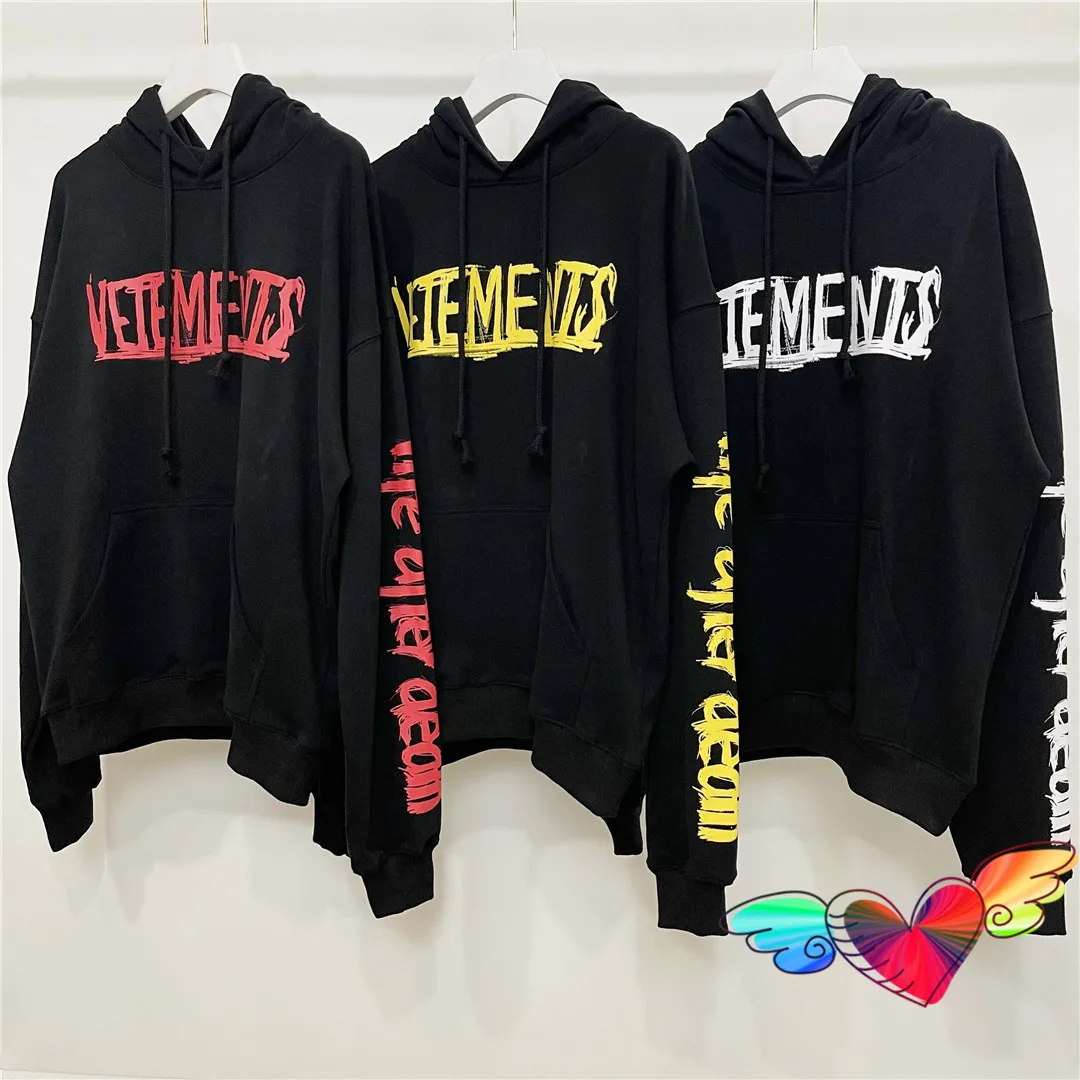 2021FW VETEMENTS World Tour Hoodie Men Women 1:1 High Quality Concert Graffiti Poster Vetements Sweatshirts VTM Pullovers
2021FW VETEMENTS World Tour Hoodie Men Women 1:1 High Quality Concert Graffiti Poster Vetements Sweatshirts VTM Pullovers