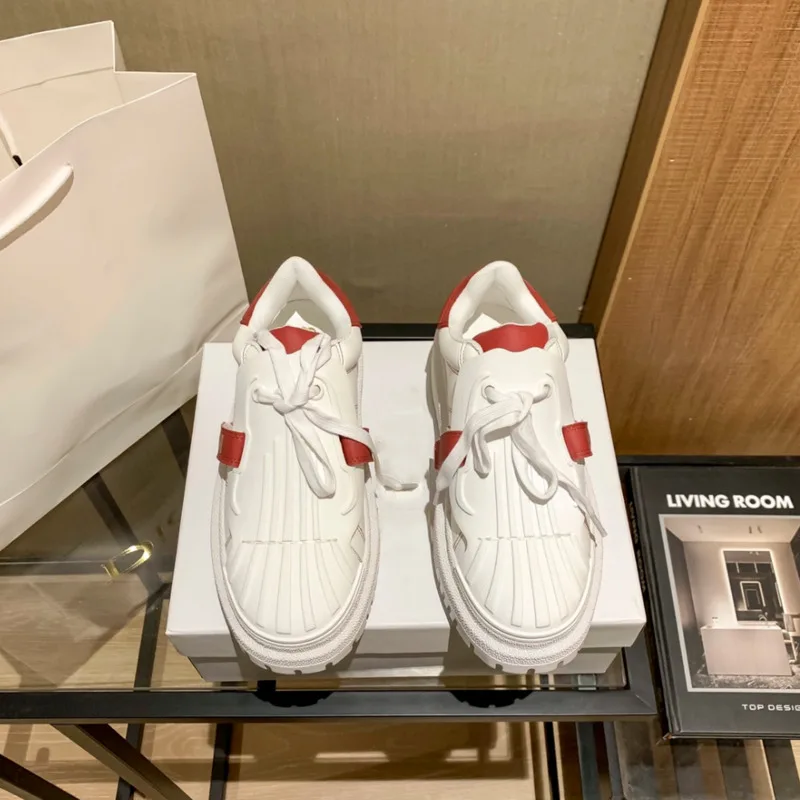Fashion Round Toe Woman Luxury Brand Sneakers Lace Up Shell Female Shoes Vulcanize Shoes Sneakers Women Shoes Ladies 2021
Fashion Round Toe Woman Luxury Brand Sneakers Lace Up Shell Female Shoes Vulcanize Shoes Sneakers Women Shoes Ladies 2021