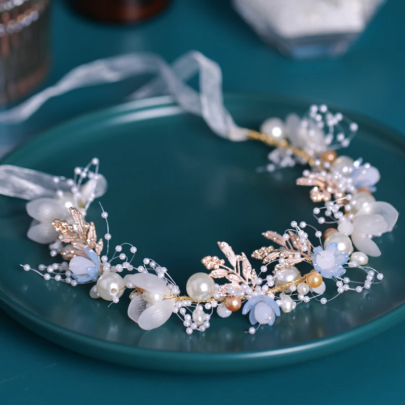 Фото Новинка повязка на голову с голубыми цветами для невесты лоза жемчуг ручной