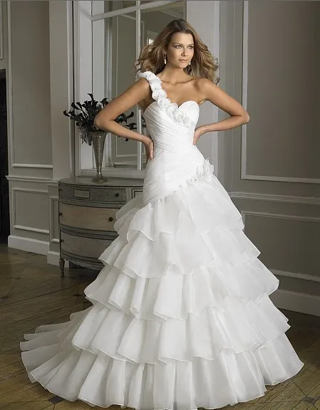 organza asymmetric layers of ruffles sweetheart drop waist handmade rosettes pearl bead one shoulder floral pleat wedding dress
organza asymmetric layers of ruffles sweetheart drop waist handmade rosettes pearl bead one shoulder floral pleat wedding dress