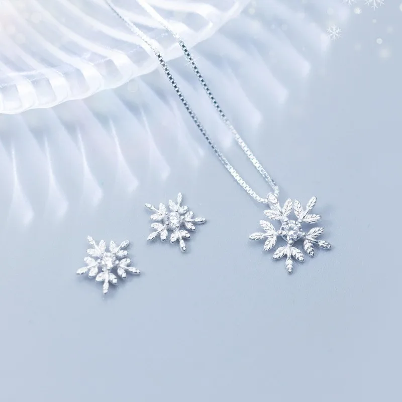 925 Sterling Silve Crystal Snowfake Charm Pendant Necklace Women Necklace Choker Wedding Jewelry Collar collares de moda DZ836
925 Sterling Silve Crystal Snowfake Charm Pendant Necklace Women Necklace Choker Wedding Jewelry Collar collares de moda DZ836