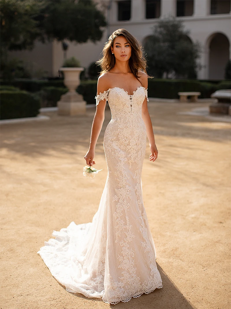 Sweetheart Lace Backless Mermaid Wedding Dresses Sexy Off the Shoulder Applique Bridal Gown Robe De Mariage Plus Size
Sweetheart Lace Backless Mermaid Wedding Dresses Sexy Off the Shoulder Applique Bridal Gown Robe De Mariage Plus Size