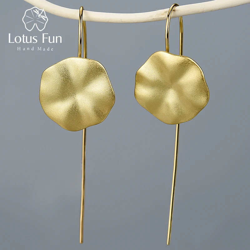 Lotus Fun 18k Gold Lotus Leaves Dangle Earrings Real 925 Sterling Silver Natural Handmade Designer Fine Jewelry for Women Bijoux
Lotus Fun 18k Gold Lotus Leaves Dangle Earrings Real 925 Sterling Silver Natural Handmade Designer Fine Jewelry for Women Bijoux