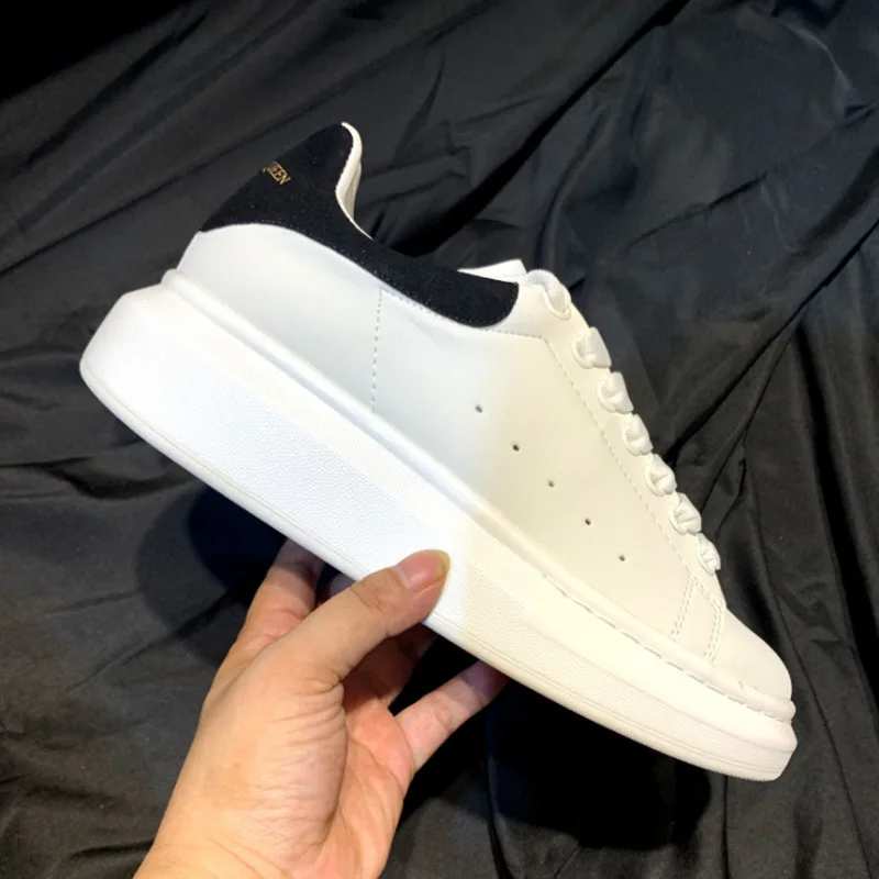 Woman's Vulcanize Shoes Leather Platform Women Shoes Sneaker Shoes Women Sneakers New Fashion Ankle Shoes 34-45 Sneakers Women
Woman's Vulcanize Shoes Leather Platform Women Shoes Sneaker Shoes Women Sneakers New Fashion Ankle Shoes 34-45 Sneakers Women