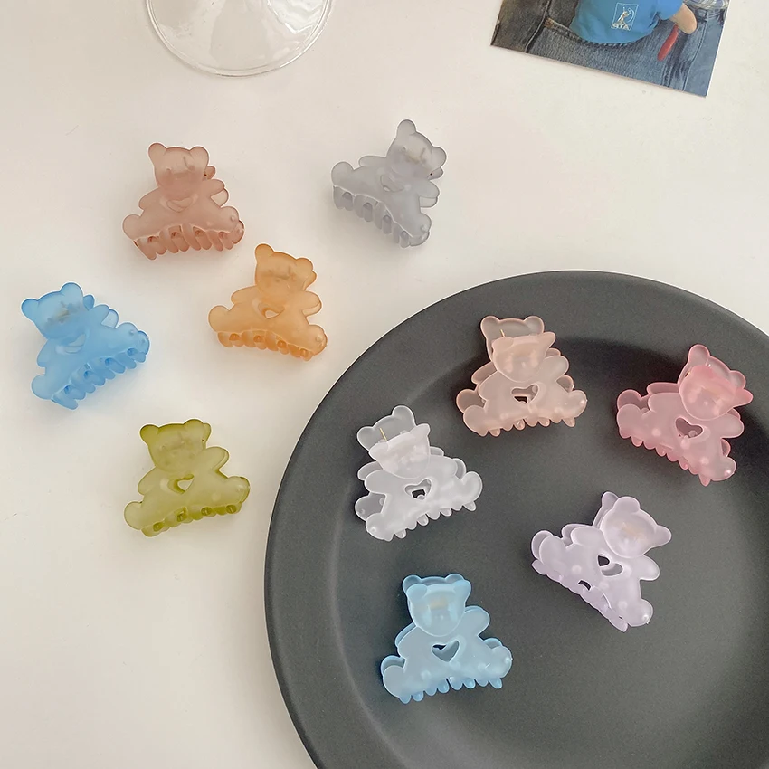 2021 New Claw Clip for Women Tough Bear Transparent Plastic Hair Claw Small Size Hair Clamps Claw Clip Crab for Hair Accessories
2021 New Claw Clip for Women Tough Bear Transparent Plastic Hair Claw Small Size Hair Clamps Claw Clip Crab for Hair Accessories