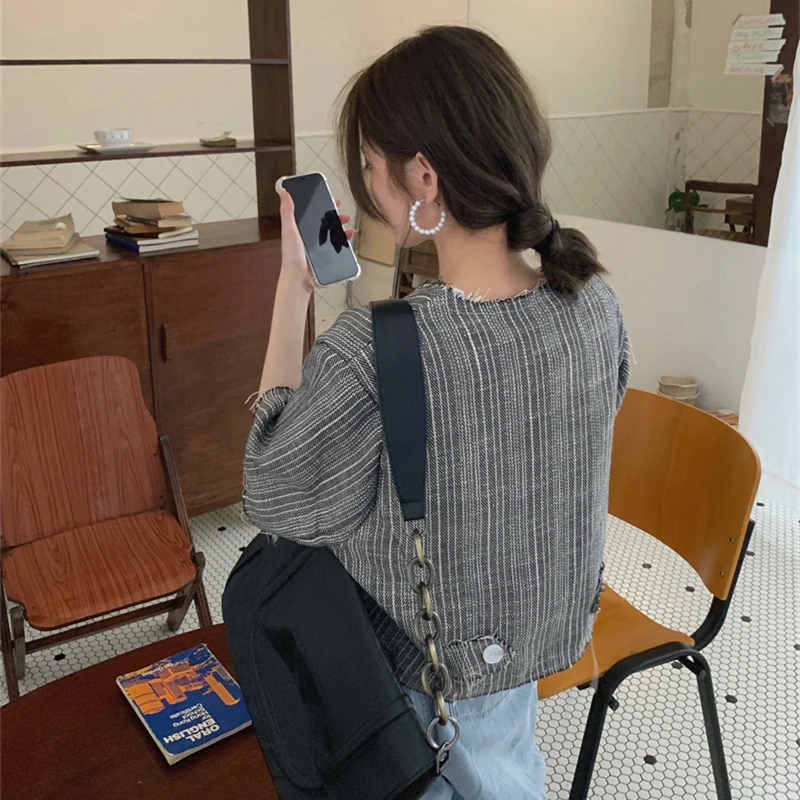 New 2021 Summer Autumn Women's Blazers Jackets Fashionable Vintage Elegant Lady Striped Oversize Short Tops Dropshipping
New 2021 Summer Autumn Women's Blazers Jackets Fashionable Vintage Elegant Lady Striped Oversize Short Tops Dropshipping