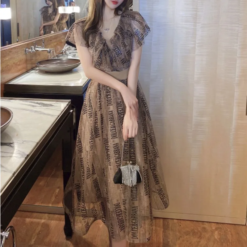 Summer Bohemian Vintage Robe Longue Women Evening Party Dresses Letter Print Sexy V-Neck Mesh Dress Elegant Luxury Clothing 2021
Summer Bohemian Vintage Robe Longue Women Evening Party Dresses Letter Print Sexy V-Neck Mesh Dress Elegant Luxury Clothing 2021